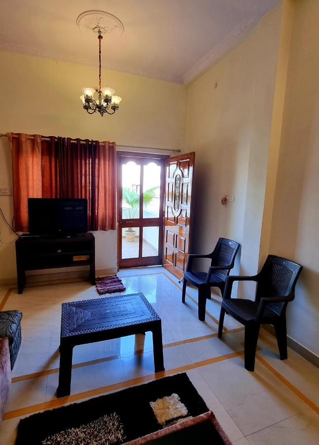 Aditya Premium Homestay- Furnished Air Conditioned- 2Bhk Jabalpur Exterior foto