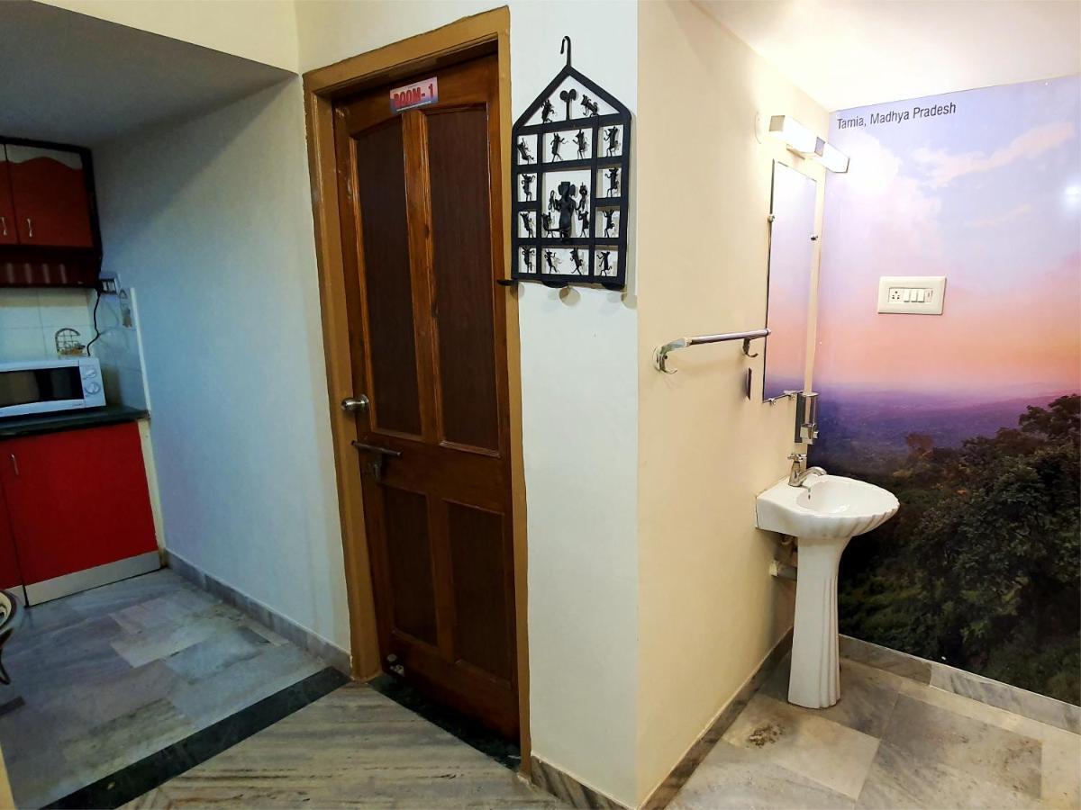 Aditya Premium Homestay- Furnished Air Conditioned- 2Bhk Jabalpur Exterior foto